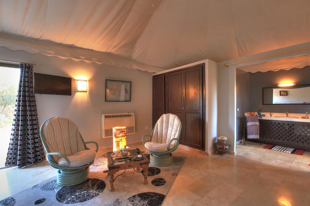 Villa Marco Au Jardin Des Senteurs El Ain Εξωτερικό φωτογραφία